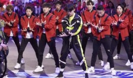 娱乐爆料街舞服,揭秘娱乐爆料中的时尚街舞服潮流