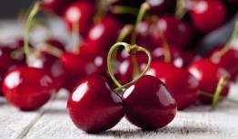 娱乐吃瓜酱车厘子,揭秘明星们的甜蜜生活