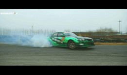 美国车队爆料视频最新版,美国车队揭秘赛车内部细节与性能亮点